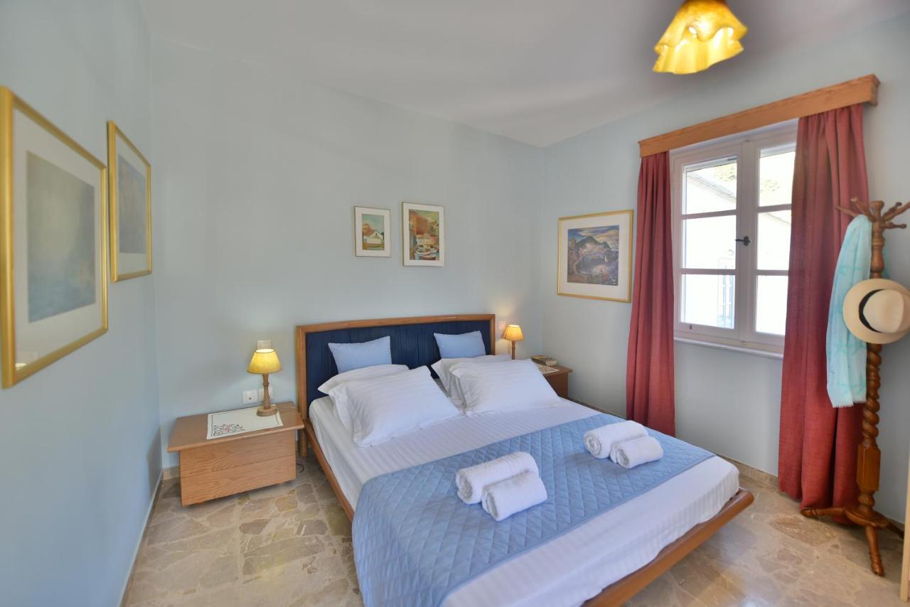 Feel At Home - Family House In Hydra Buitenkant foto