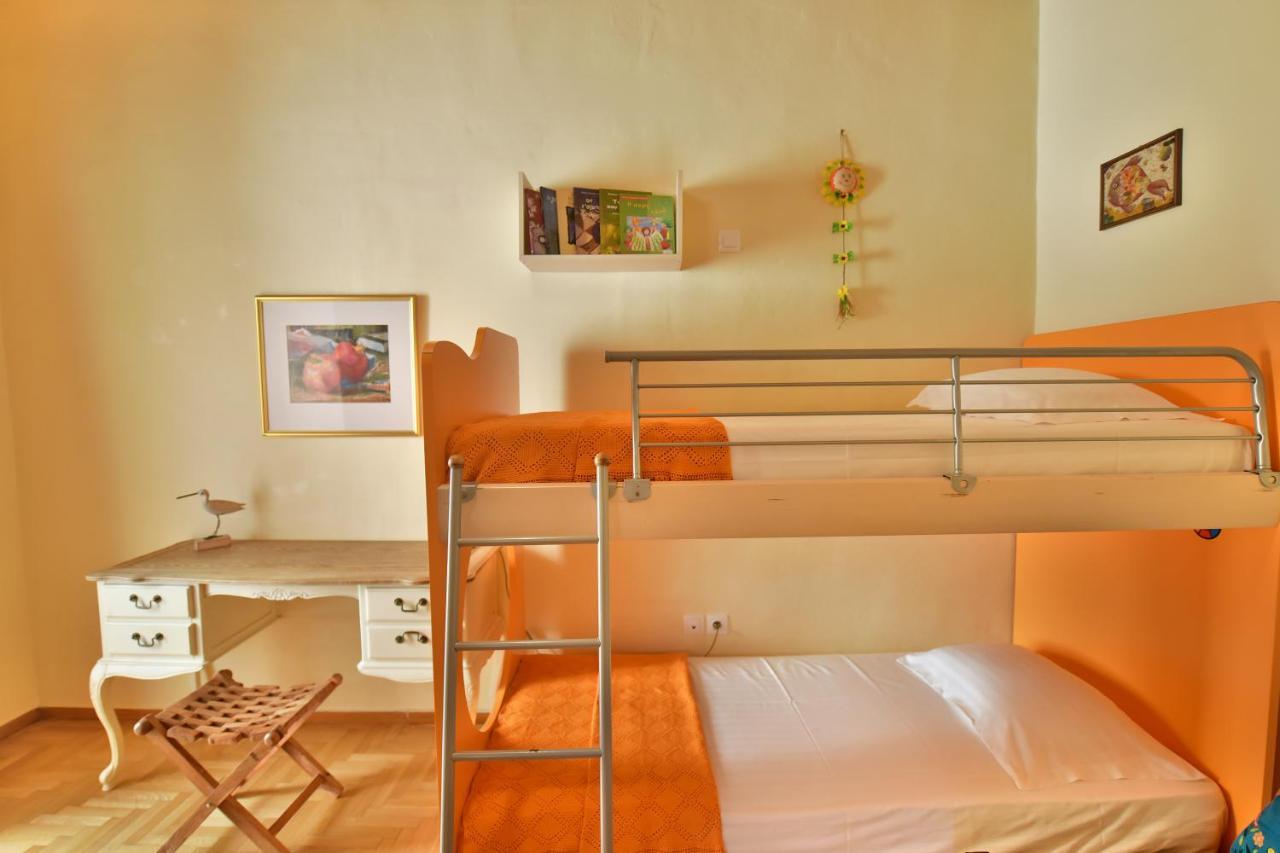 Feel At Home - Family House In Hydra Buitenkant foto