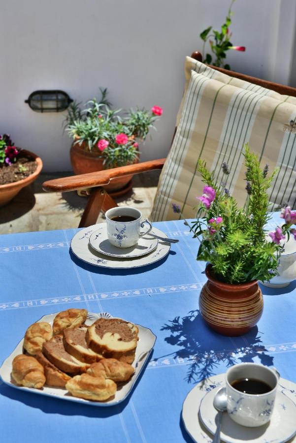 Feel At Home - Family House In Hydra Buitenkant foto