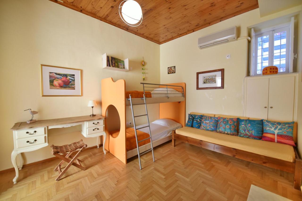 Feel At Home - Family House In Hydra Buitenkant foto