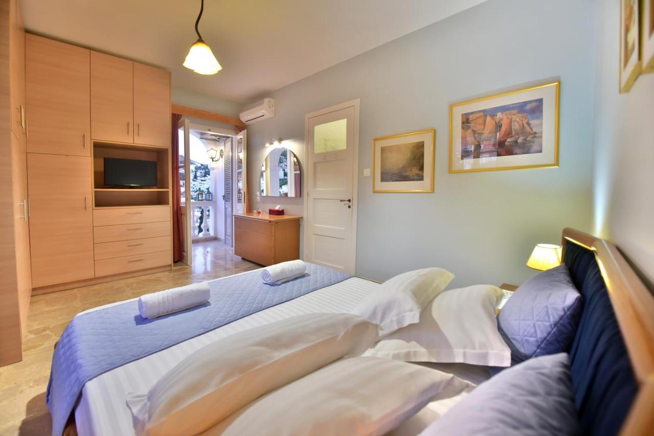 Feel At Home - Family House In Hydra Buitenkant foto